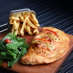 بيتزا كالزوني